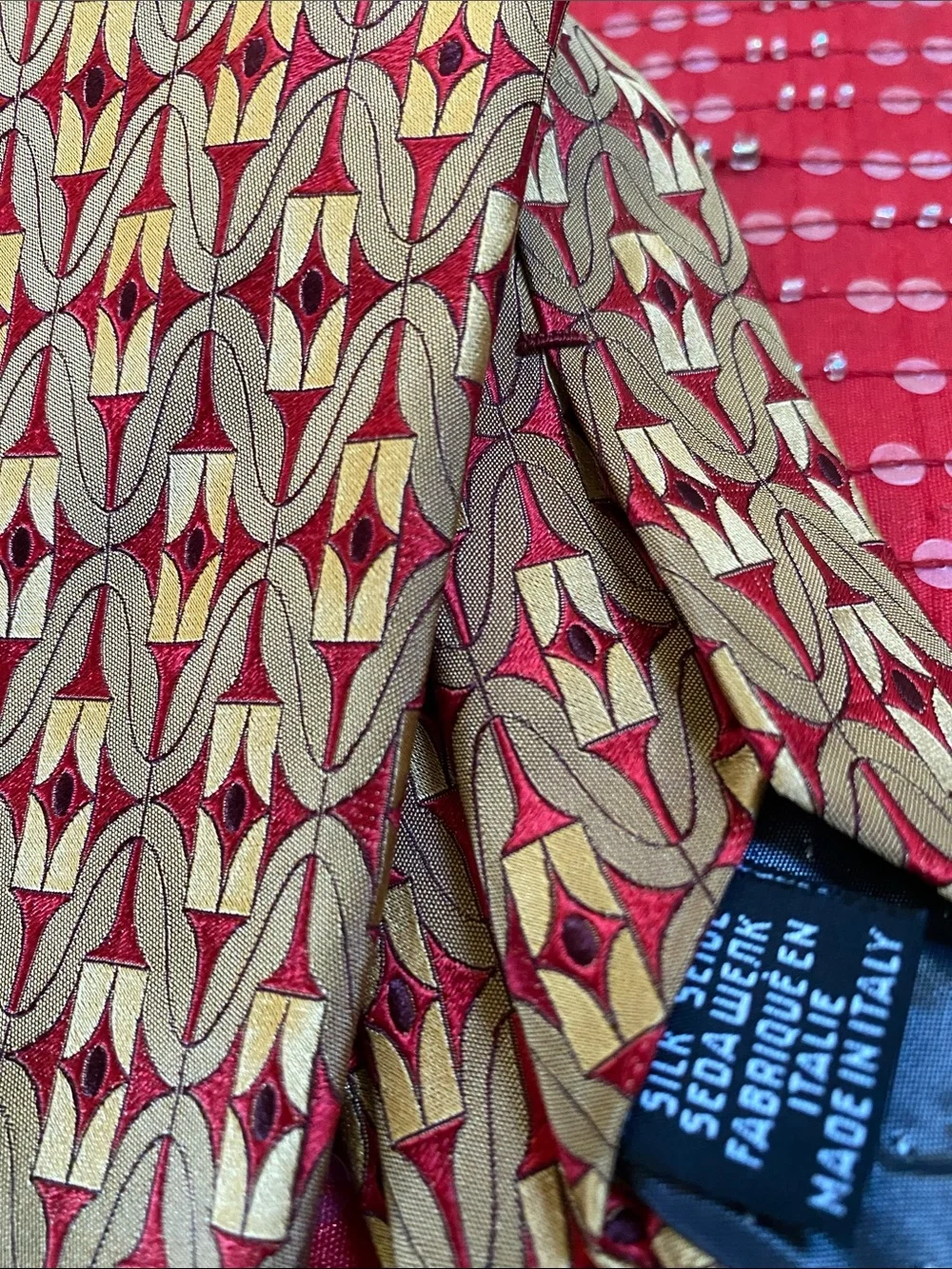 Gianfranco Ferre 💯 Silk Made in Italy 🇮🇹 Stunning Luxurious Rare Tie